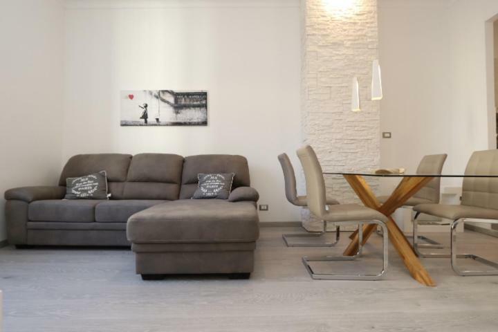 Exclusive Apt Really Downtown - Free Private Parking Included! Genua Exterior foto